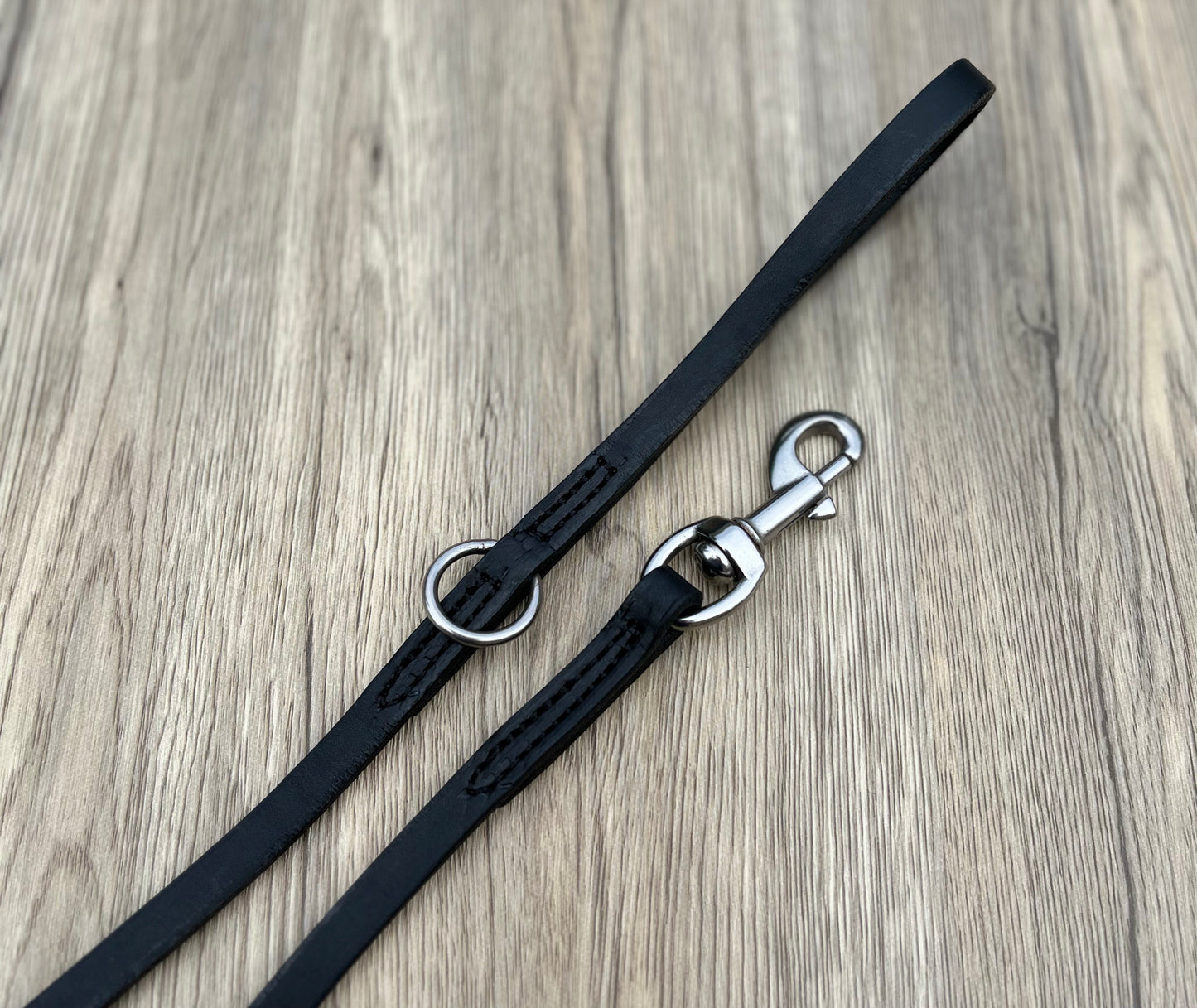 5/8" Top Grain Stitched Leather Leash