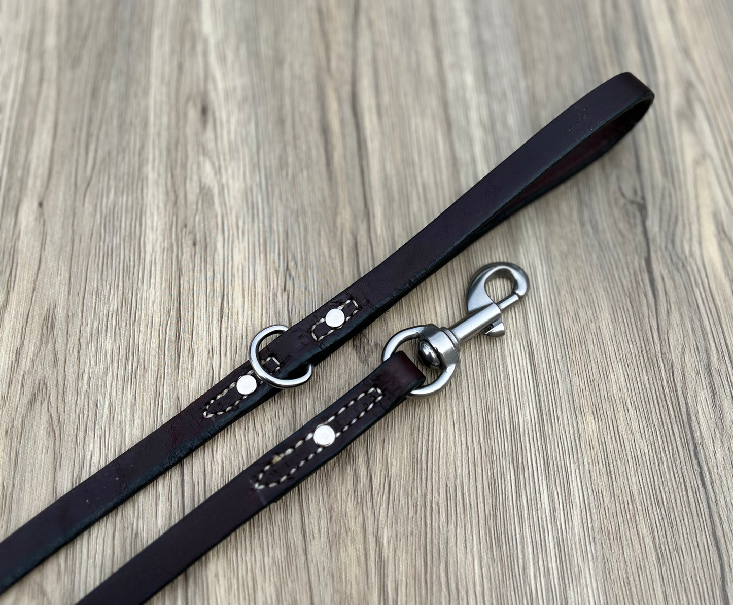 5/8" Top Grain Stitched Leather Leash