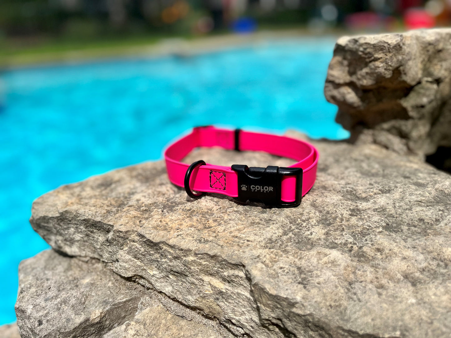 3/4" Width Adjustable Biothane Collar in Hot Pink with side release buckle. Waterproof, wont hold odors or moisture against dogs coat. Easy to clean and extremely durable.